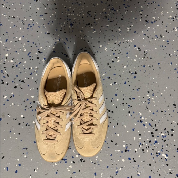 Adidas Beige Suede Sneakers with White Stripes - Picture 2 of 4